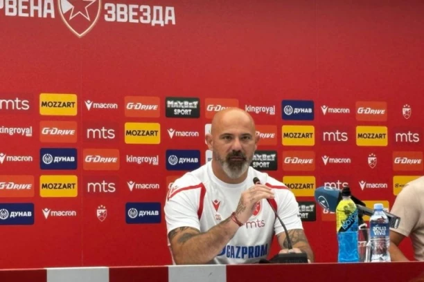 FUDBALERI ZVEZDE GLEDAJU U NEVERICI: Dejan Stanković je OVO rekao o njima pred revanš sa Hapoelom (VIDEO)