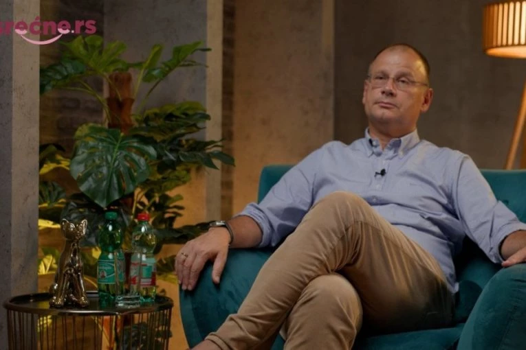 Dr Petar Otašević UPOZORAVA: Vrućina OPASNO opterećuje srce - evo kada telo šalje alarm i šta NIKAKO ne smete da radite na moru (VIDEO)