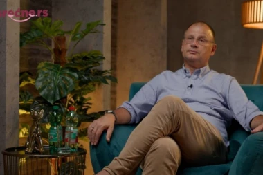 Dr Petar Otašević UPOZORAVA: Vrućina OPASNO opterećuje srce - evo kada telo šalje alarm i šta NIKAKO ne smete da radite na moru (VIDEO)