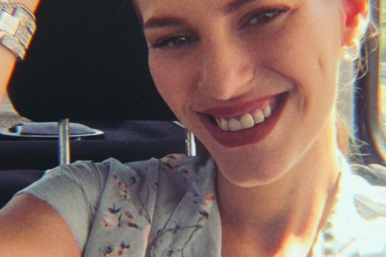 Pevačica Jovana Jeremić se porodila!