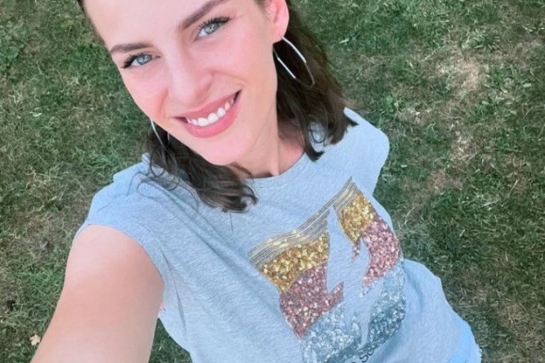 Pevačica Jovana Jeremić se porodila!