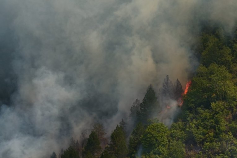 Požar na području Konjica (Bosna i Hercegovina) 