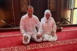 SRPSKA PEVAČICA PROMENILA VERU! Procurile PRVE fotografije sa tajnog venčanja u DŽAMIJI, udala se za poznatog pevača (GALERIJA)