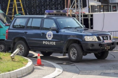 PRIVEDENO 6 OSOBA! Novi pretresi tzv. kosovske policije kod Zubinog Potoka