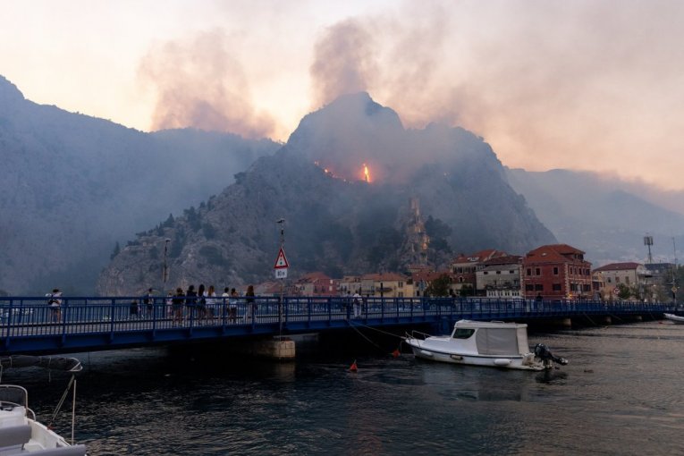 Požar kod Omiša