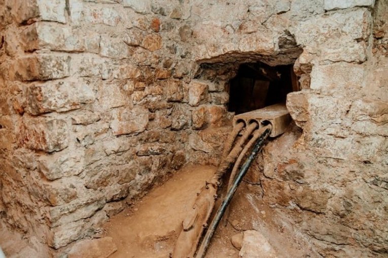 Tunel u Višem sudu