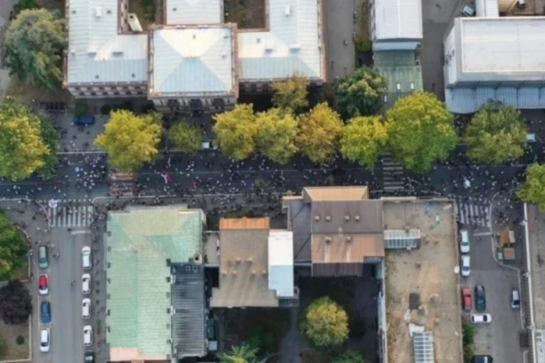 DEBAKL BLOKADERA U VALJEVU! Najavljivali veliki protest - evo koliko ih ustvari ima! (FOTO)