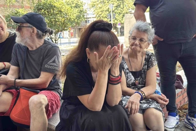 PRVA ISPOVEST MALE CANE NAKON SAHRANE ANDRIJE BAJIĆA: Obelodanila DOKAZE kojima će UNIŠTITI njegove ćerke - "OTAC IM OVO NE BI OPROSTIO"