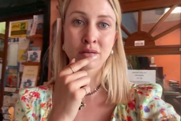 BRUKA U BEOGRADU! Nadmena Ruskinja izvređala našu ženu u prodavnici, a da ZA 2 I PO GODINE U SRBIJI REČ SRPSKOG NIJE NAUČILA (VIDEO)