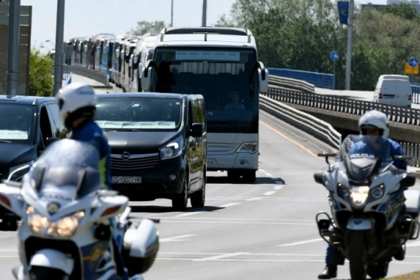 HAOS U HRVATSKOJ! Blokiran auto-put, policija morala da reaguje