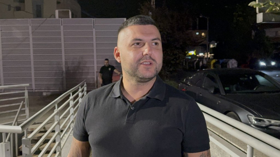 ASMIN PRETI INTIMNIM SNIMKOM - HITNO KREĆE SA MAJOM PO FILIPA CARA! Neviđena drama ispred Pinka, Durdžić nikad brutalniji! (VIDEO)