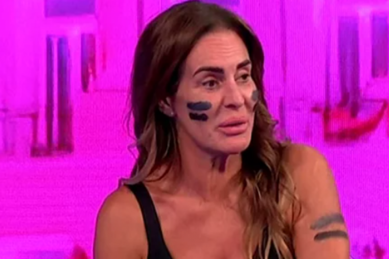 Milena Kačavenda Narod pita