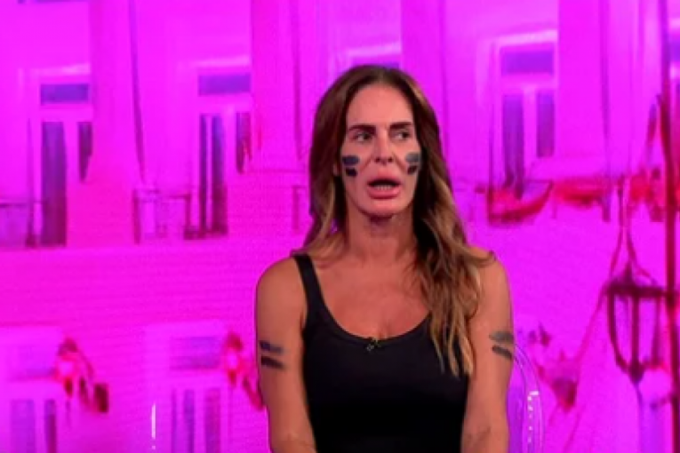 Milena Kačavenda Narod pita