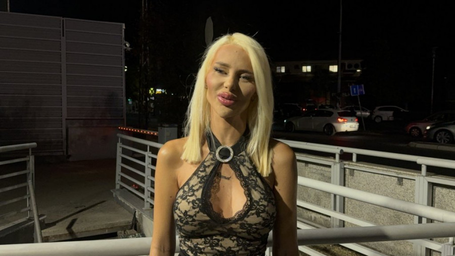 U "ELITI 10" TRAŽI MUŽA: Nesuđena maćeha Željka Kulića i Lene Marinković bacila oko na Filipa Cara - nećete verovati ko ju je dovezao do Pinka! (VIDEO)