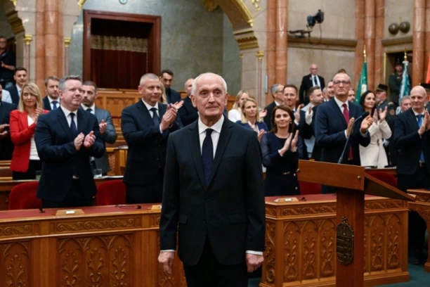 SADA JE I ZVANIČNO! Andraš Baka stupio na dužnost predsednika Mađarske