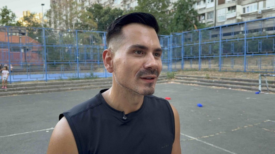 SILIKONI JOVANE JEREMIĆ IZAZVALI HAOS NA ESTRADI! Bojan Bjelić pomenuo MUŠKE IMPLANTE - ON IH JE VEĆ UGRADIO! (VIDEO, GALERIJA)