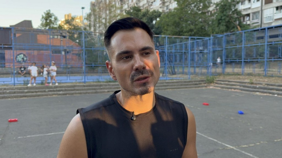 SILIKONI JOVANE JEREMIĆ IZAZVALI HAOS NA ESTRADI! Bojan Bjelić pomenuo MUŠKE IMPLANTE - ON IH JE VEĆ UGRADIO! (VIDEO, GALERIJA)
