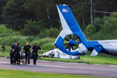 SUDAR AVIONA I HELIKOPTERA! Ima i poginulih, jeziv prizor na licu mesta (VIDEO)