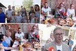 "POMAŽEMO I RAZVIJAMO SVAKI DEO SRBIJE ZBOG NAŠE DECE" Vučić posebnom gestom pokazao mališanima iz Pejkovca koliko su važni