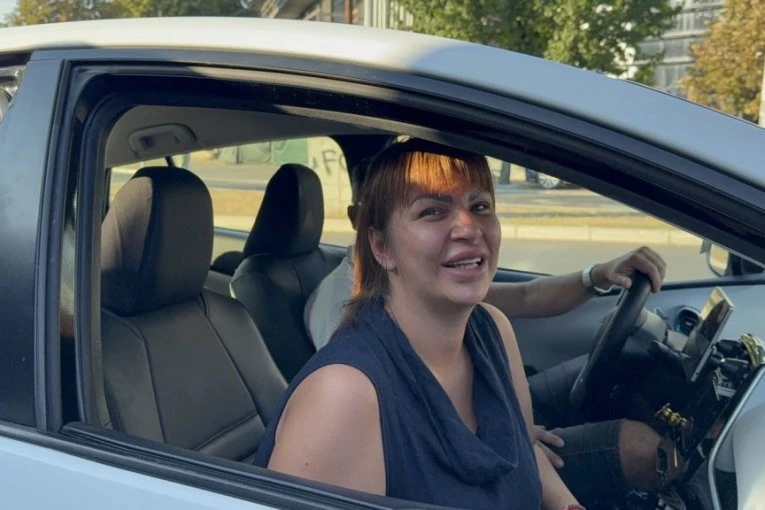 ZA NJU VAŽE POSEBNI USLOVI! Miljana Kulić NE ULAZI SAMA u rijaliti - o zanosnoj Hrvatici bruji Srbija! (VIDEO)