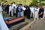 "GOSPOD JU JE POZVAO KADA JE BILA NAJSPREMNIJA": Vladika Jovan služio opelo monahinji Tekli koja je još kao devojčica napustila sve i otišla u manastir