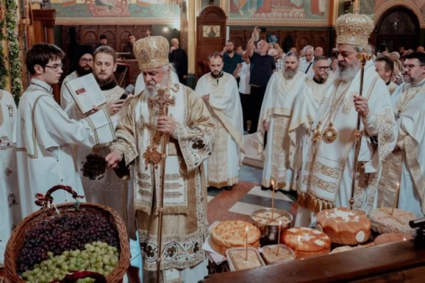 U ZAGREBU SVEČANO DOČEKANE ČESTICE MOŠTIJU DVA VELIKA SRPSKA SVETITELJA: Veličanstvenio sabranje povodom 160 godina Saborne crkve (FOTO)