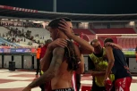 PROŠLI PUT IH TERALI, A SADA! Pogledajte šta su delije priredile Ivaniću i drugovima ispod severne tribine na Marakani! (FOTO)