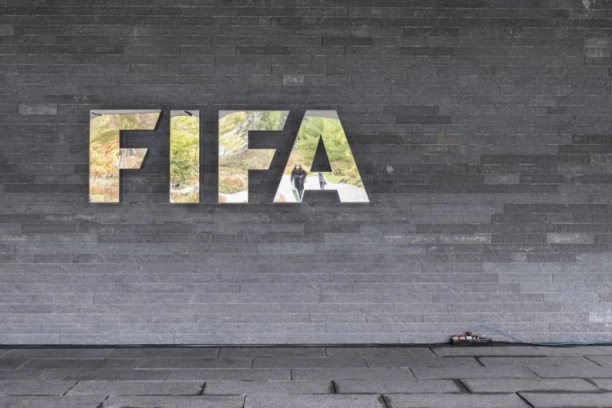 FIFA NE PRAŠTA "KOSOVO JE SRBIJA" NI U KAKVOM OBLIKU! Velika kazna svetske kuće fudbala!