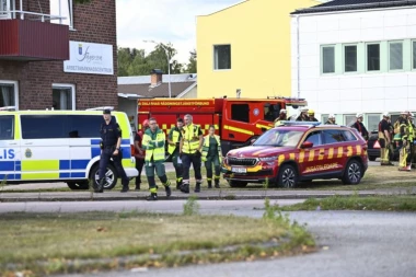 JEDNA OSOBA NAĐENA MRTVA, VIŠE POVREĐENIH! Stravične posledice jezivog napada mačetom u školi u Švedskoj - NAPADAČ UPUCAN I SAVLADAN!