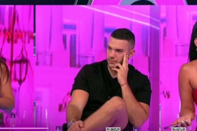 Narod pita uživo