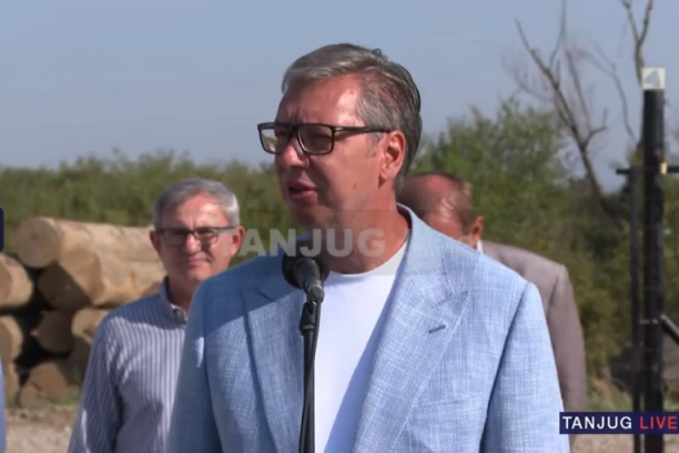 VUČIĆ: Srpski vatrogasci su heroji, kao i pripadnici policije i vojske