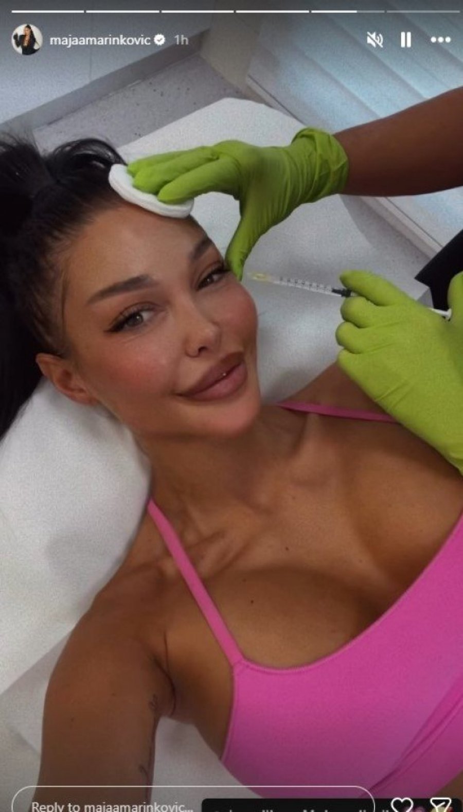 MAJA MARINKOVIĆ PROMENILA LIČNI OPIS PRED "ELITU 10"! Procurili PRVI SNIMCI SA KLINIKE, svi gledaju ŠTA JOJ JE NA LICU! (GALERIJA)