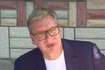 VUČIĆ U DEŽEVI: Predsednik dobio lepe informacije: "Uradićemo novu školu, biće urađen i put!"