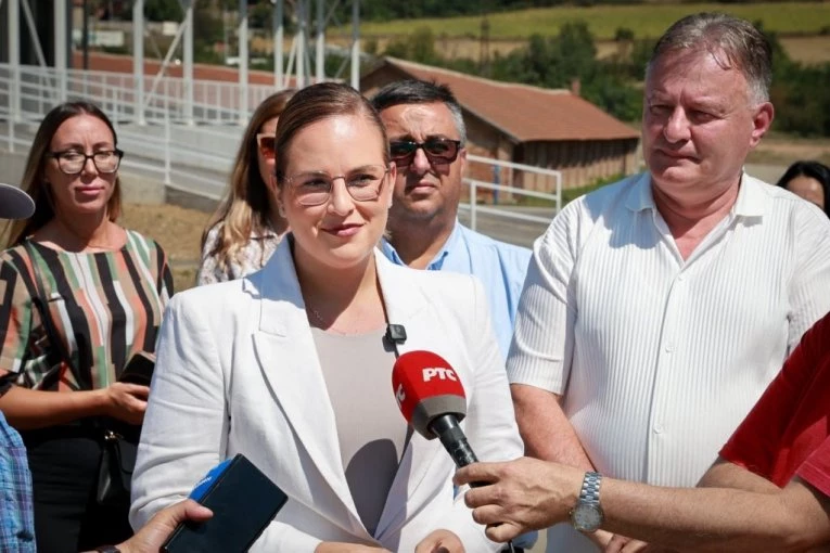 Važna poruka ministarke Pavkov o požarima i herojskoj borbi vatrogasaca: "Nismo izgubili nijedan ljudski život..."