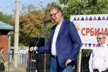 NAMERA JE JASNA - DA SE IZAZOVU POŽARI! Vučić: U toku istraga o vatrenoj lopti koja je stigla sa KiM