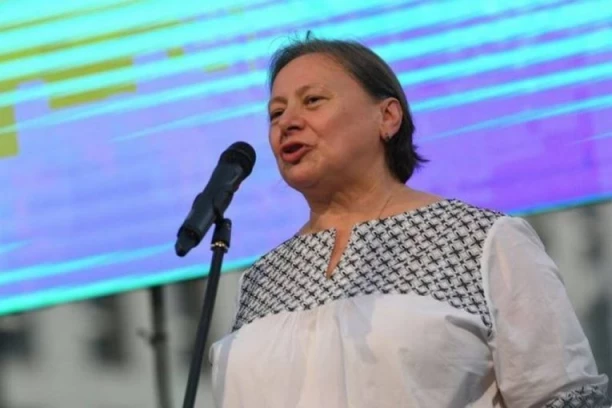 SAZNAJEMO: Dragana Đorđević sa blokaderske liste šurovala sa Kurtijevim lobistom Abazijem?
