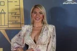 SVI GLEDALI U NOVE GRUDI JOVANE JEREMIĆ: Voditeljka prošetala bujne četvorke na Međunarodnom filmskom festivalu u Nišu!