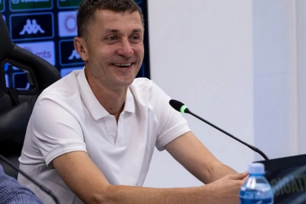 OBRAĆA SE SAŠA ILIĆ: Grobari čekaju da čuju da li će legenda Partizana ostati na mestu trenera!