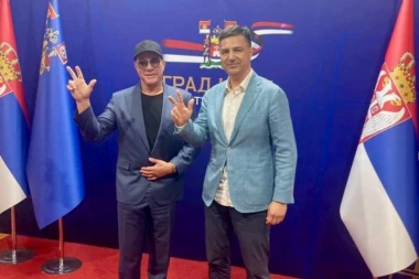GRADONAČELNIK PAVLOVIĆ UGOSTIO HOLIVUDSKU ZVEZDU: Van Dama prijatno iznenadili mladi karatisti (FOTO)