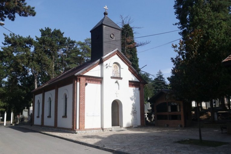 Grob Ane Mladić