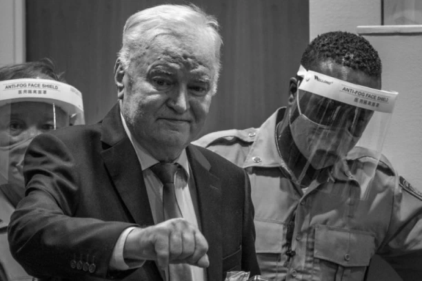 VLADA POTVRDILA - RATKO MLADIĆ ĆE BITI SAHRANJEN UZ NAJVIŠE DRŽAVNE POČASTI!