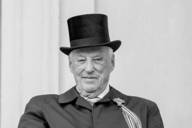 PREMINUO KRALJ HARALD!