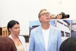 VUČIĆ SA NARODOM U LOZNICI! Predsednik obilazi rekonstruisanu školu "Anta Bogićević"