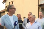 VUČIĆ U LIPNIČKOM ŠORU U LOZNICI! Predsednik u poseti kod porodice Martić!