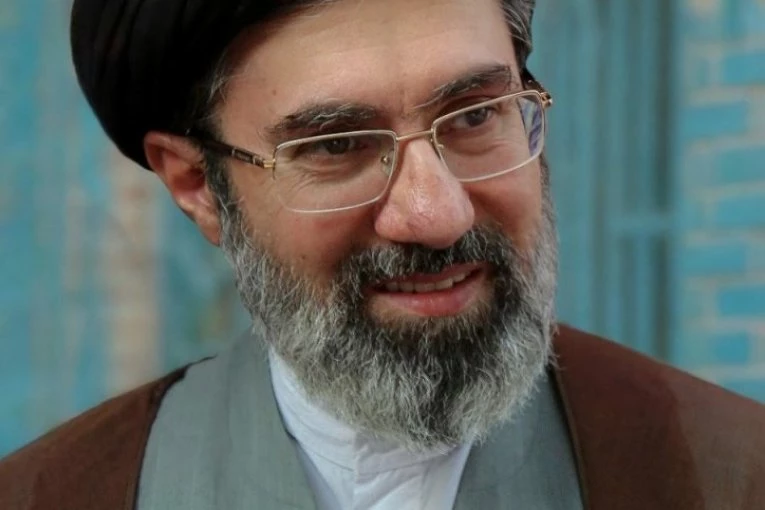 MODŽTABA HAMNEI JE ŽIV I ZDRAV! Iranski predsednik otkrio detalje tajnog sastanka: Razgovarali smo licem u lice!
