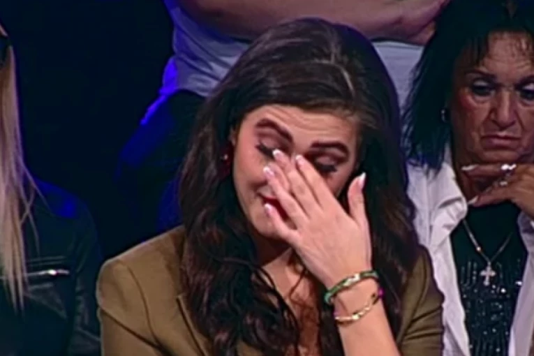 HITAN PREKID PROGRAMA! Gošći NAGLO POZLILO, voditeljka morala da OBUSTAVI emisiju, njen KRIK se prolomio studiom!