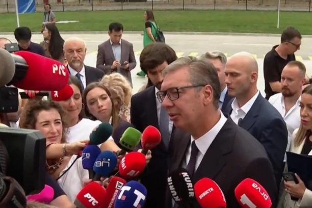 Otvara se prva fabrika humanoidnih robota u Srbiji  - VUČIĆ NA VELIKOJ SVEČANOSTI U ŠAPCU: Ovo je ogromna stvar