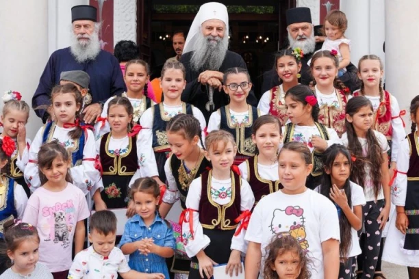 PATRIJARH PORFIRIJE POSLAO SNAŽNU PORUKU IZ ZUCA: „Svako od nas nosi u sebi ikonu Božju“