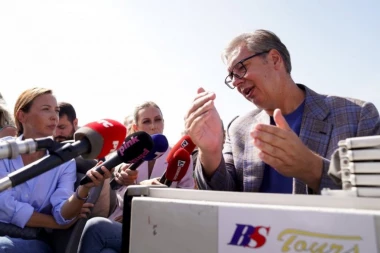VUČIĆ NAJAVIO LEPE VESTI: Kamen temeljac za auto-put "Vožd Karađorđe" 12. septembra