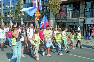 TOTALNI RASPAD BLOKADERSKE LISTE: Ometlali „poljoprivrednike“, pa izbila opšta kuknjava!